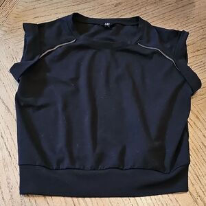 Black ABS top size XS zipper detail